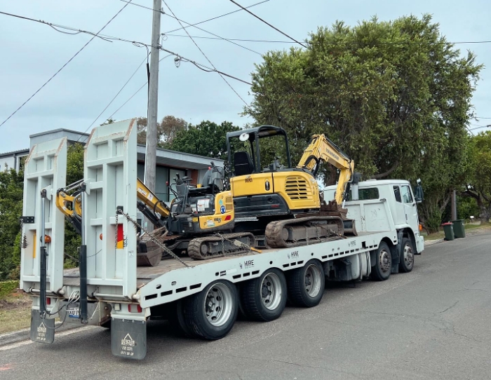 Tipper hire Box Hill